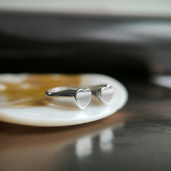 Серебряное кольцо без камней