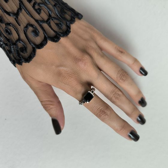 Серебряное кольцо с сапфиром nano 1.467ct