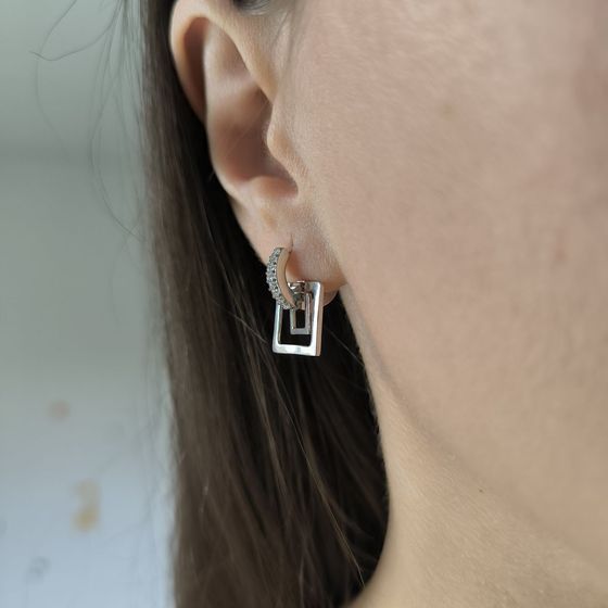 Серебряные серьги с фианитами