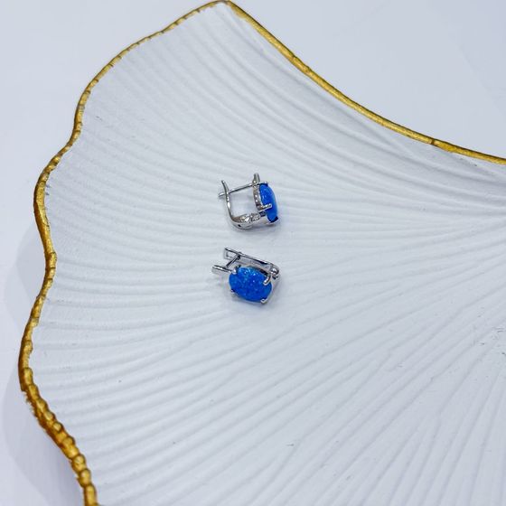 Серебряные серьги с опалом