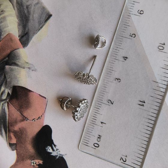 Серебряные серьги с фианитами