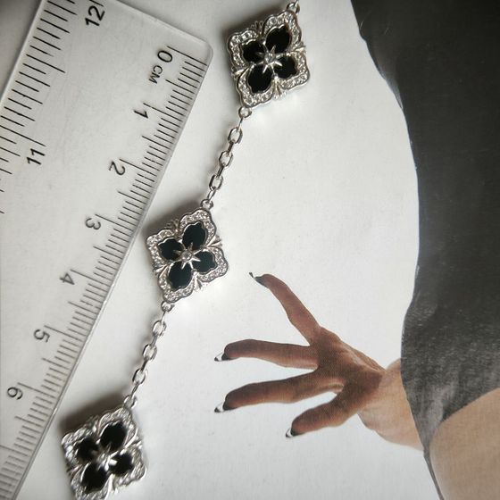 Серебряный браслет с ониксом, фианитами