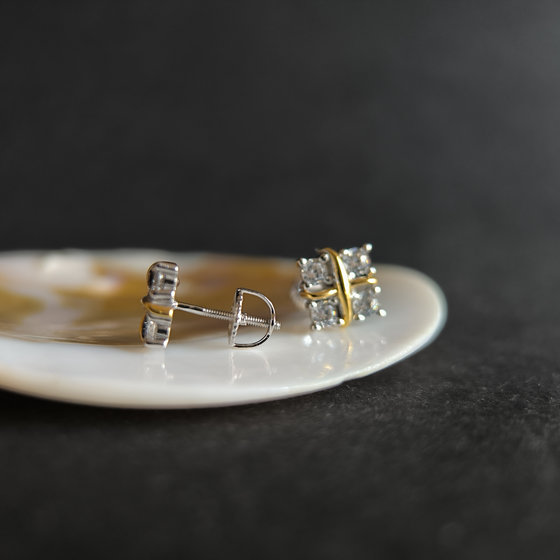 Серебряные серьги с фианитами