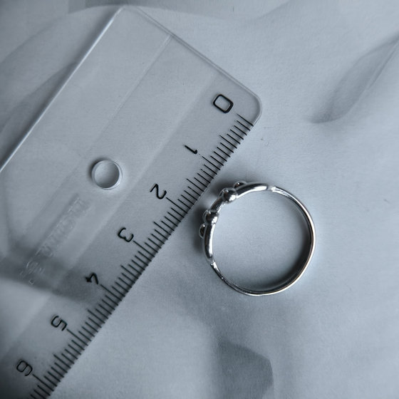 Серебряное кольцо без камней