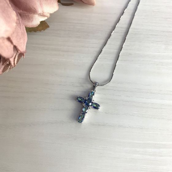 Серебряный крестик с мистик топазом