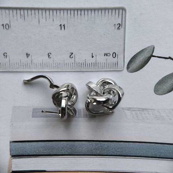 Серебряные серьги без камней