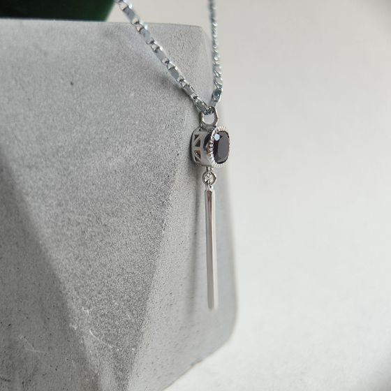 Серебряная подвеска с гранатом 1.242ct