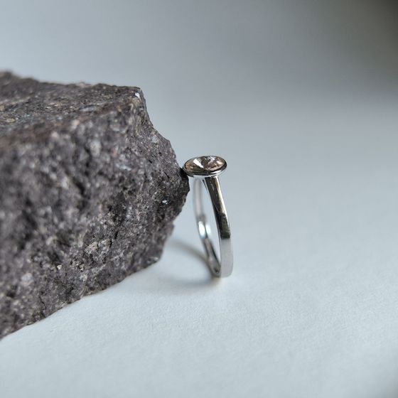 Серебряное кольцо с фианитами