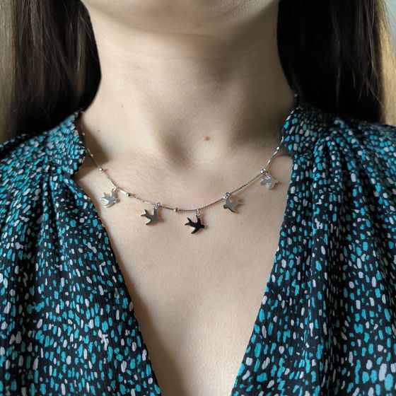 Серебряное колье без камней