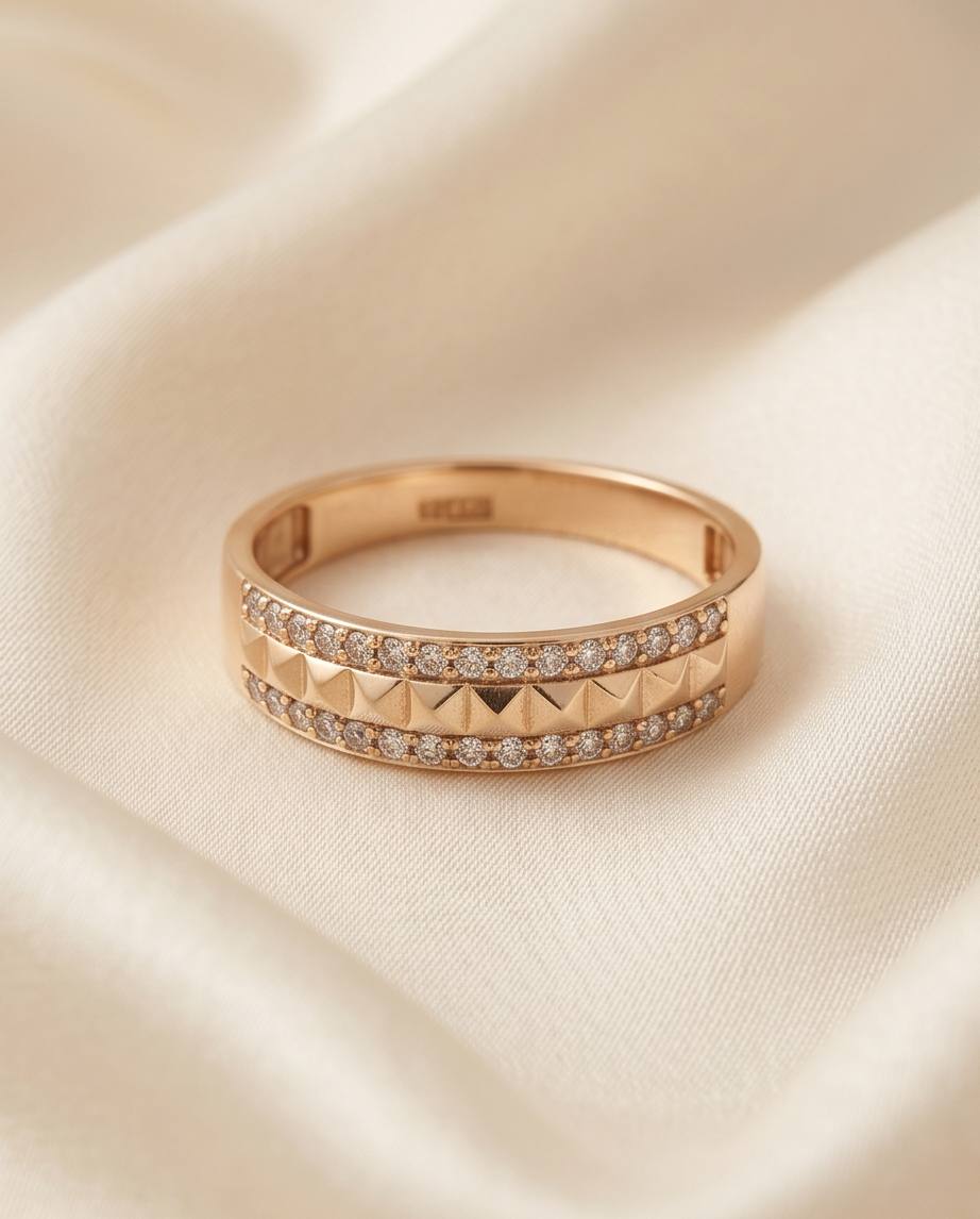 Золотое кольцо с фианитами 0.28ct