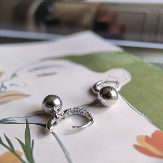 Серебряные серьги с фианитами