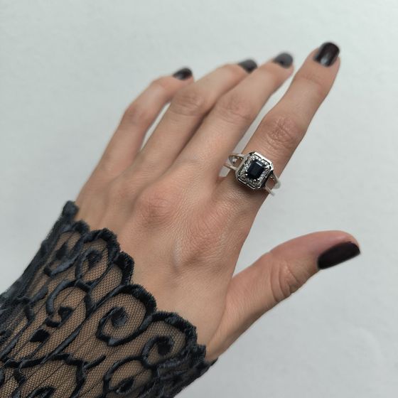Серебряное кольцо с сапфиром 1.455ct