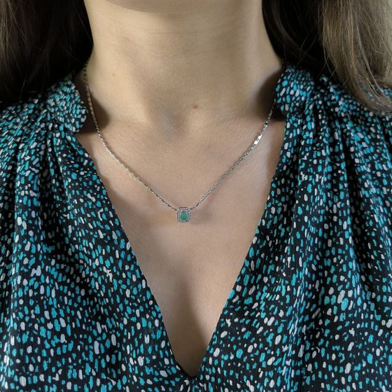 Серебряная подвеска с изумрудом, фианитами Серебряная подвеска с изумрудом, фианитами