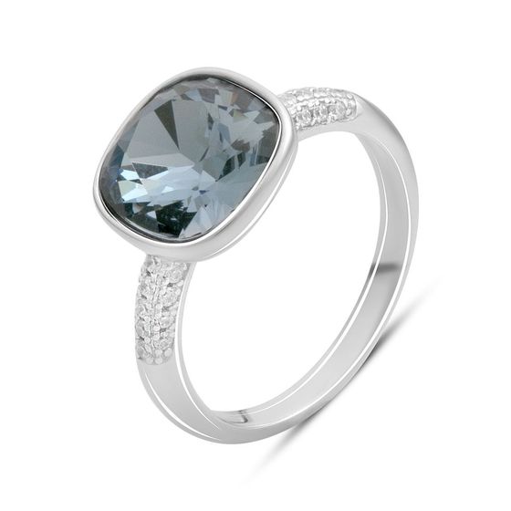 Серебряное кольцо с фианитами