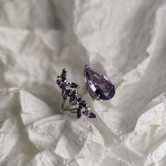 Серебряное кольцо с аметистом 4.523ct