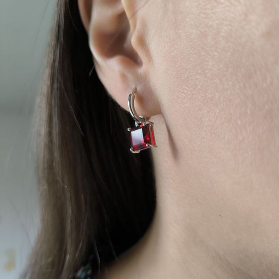 Серебряные серьги с гранатом 4.1ct