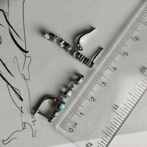 Серебряные серьги с топазом 5.675ct