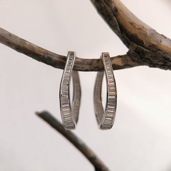 Серебряные серьги с фианитами