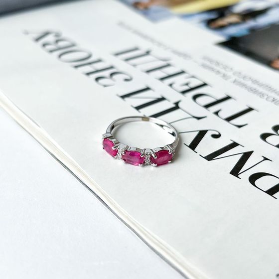 Серебряное кольцо с рубином 1.961ct