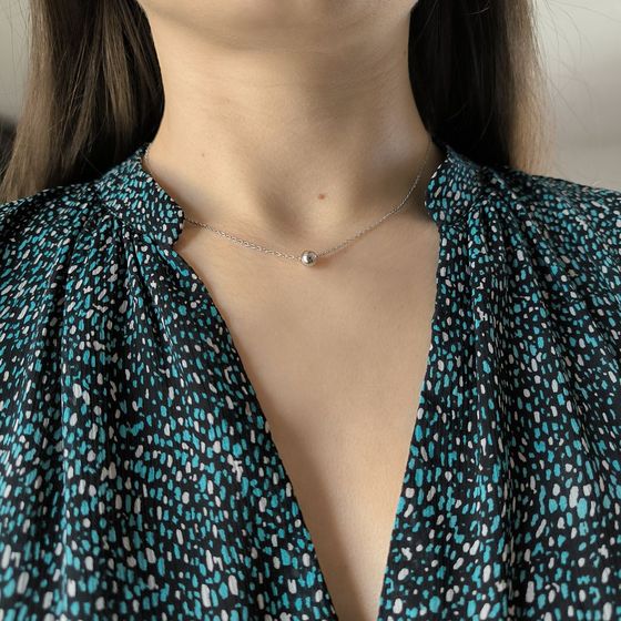 Серебряное колье без камней