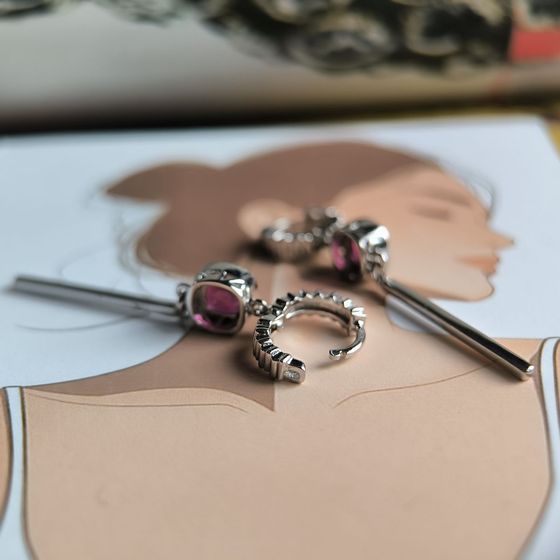 Серебряные серьги с рубином