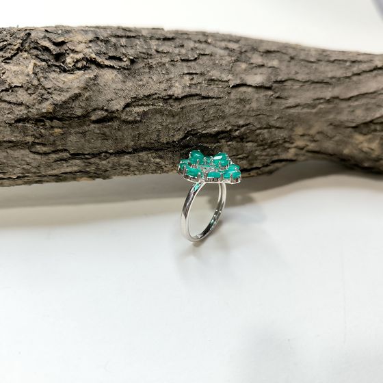 Серебряное кольцо с агатом