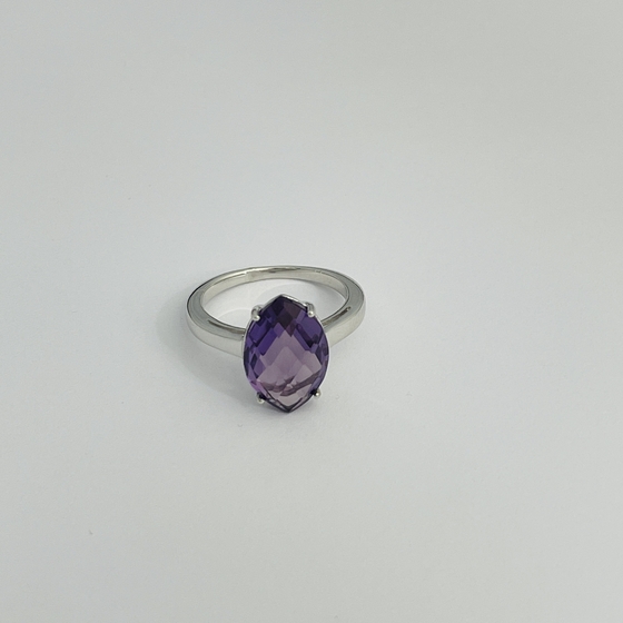 Серебряное кольцо с александритом 6.975ct