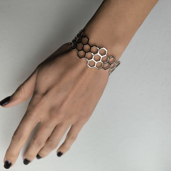 Серебряный браслет без камней