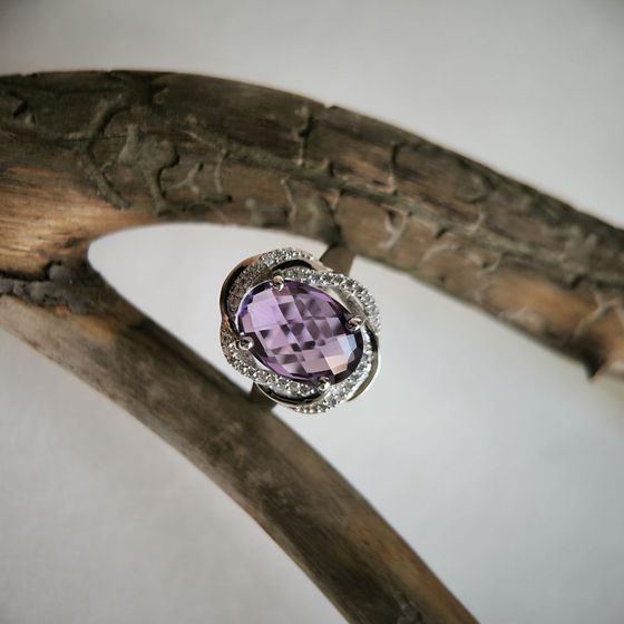 Серебряное кольцо с аметистом 5.163ct