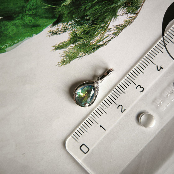 Серебряная подвеска с мистик топазом 0.736ct