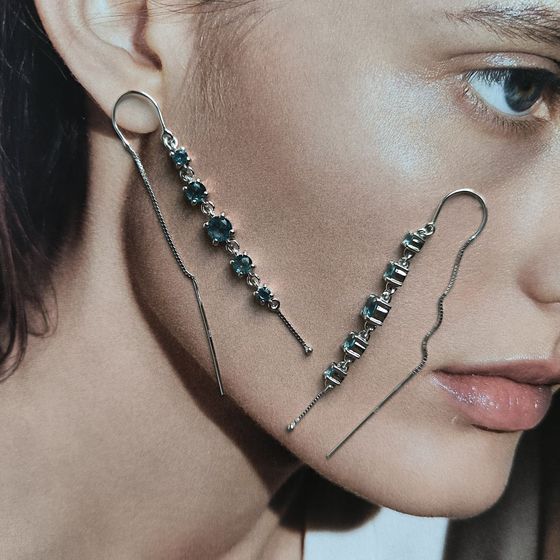 Серебряные серьги с топазом Лондон Блю 1.79ct