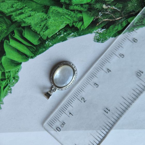 Серебряная подвеска с фианитами, перламутром