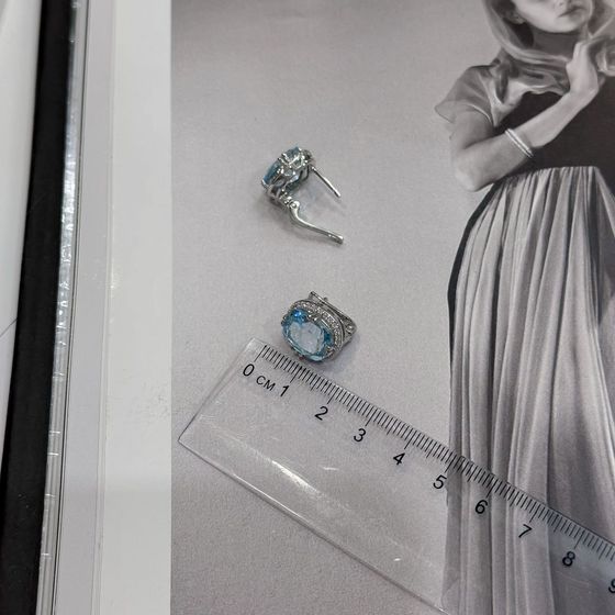 Серебряные серьги с топазом 13.49ct, фианитами