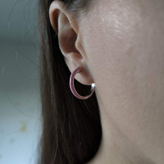 Серебряные серьги с фианитами, емаллю