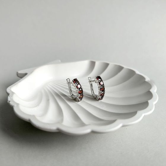 Серебряные серьги с гранатом 3.142ct