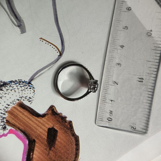 Серебряное кольцо с гранатом 1.302ct