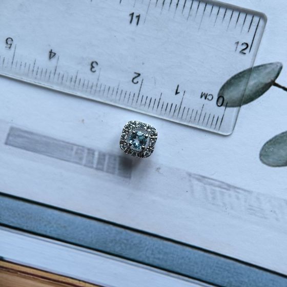 Серебряная подвеска с топазом 0.405ct