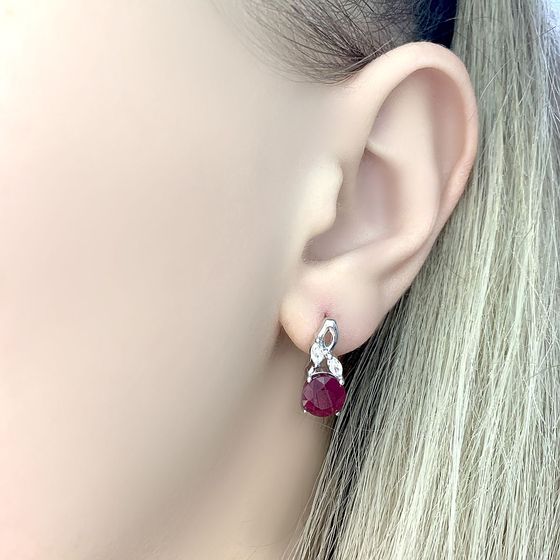 Серебряные серьги с рубином 3.677ct