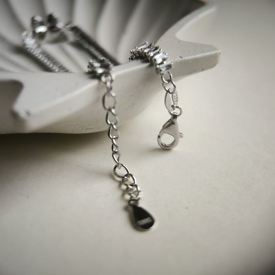 Серебряный браслет с фианитами