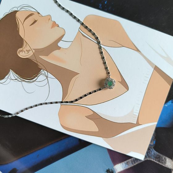 Серебряная подвеска с изумрудом, фианитами Серебряная подвеска с изумрудом, фианитами