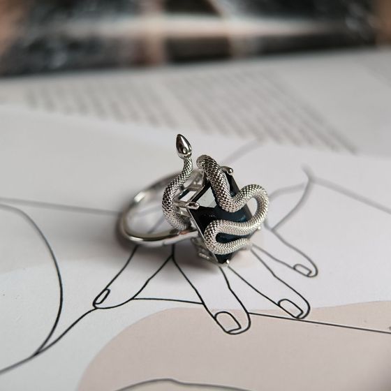 Серебряное кольцо с сапфиром nano 6.14ct