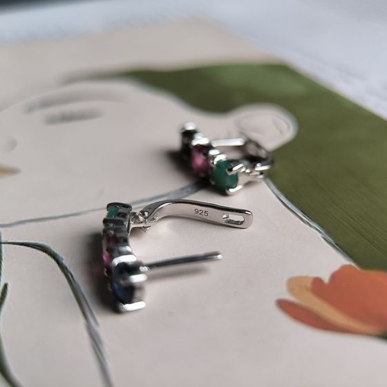 Серебряные серьги с сапфиром 4.05ct, изумрудом, рубином