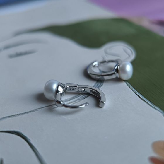 Серебряные серьги с жемчугом Серебряные серьги с жемчугом