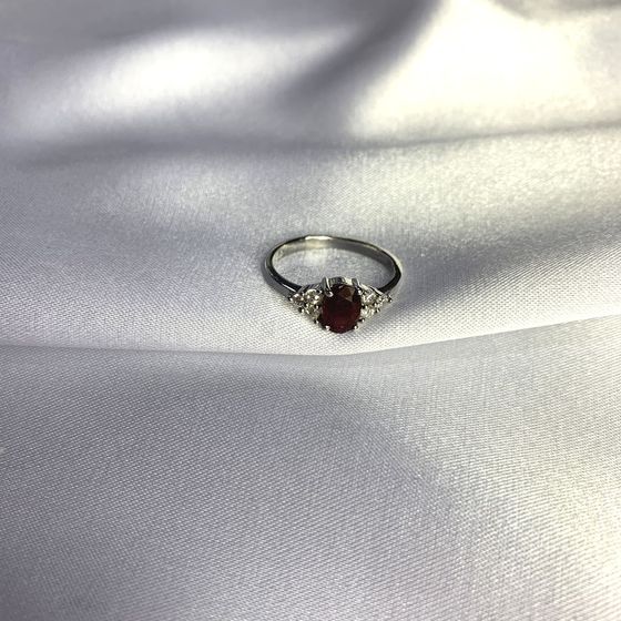 Серебряное кольцо с рубином 1.397ct