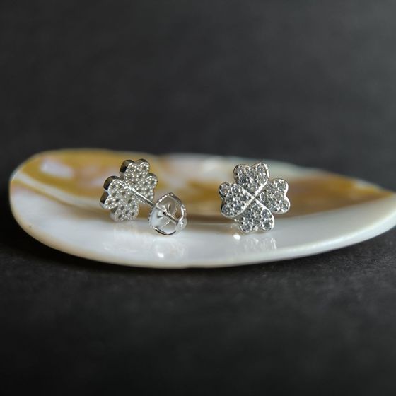 Серебряные серьги с фианитами