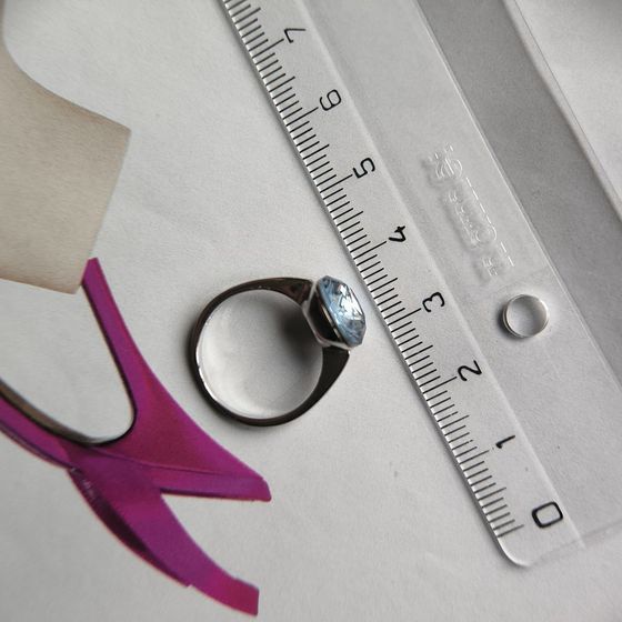 Серебряное кольцо с фианитами