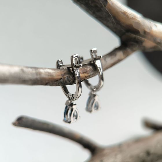 Серебряные серьги с топазом Лондон Блю 0.95ct