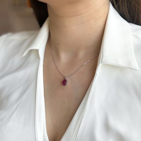 Серебряная подвеска с рубином 3.263ct