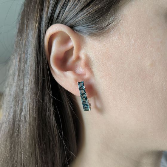 Серебряные серьги с топазом Лондон Блю 4.107ct