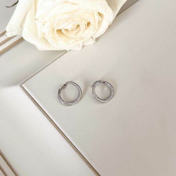 Серебряные серьги с фианитами